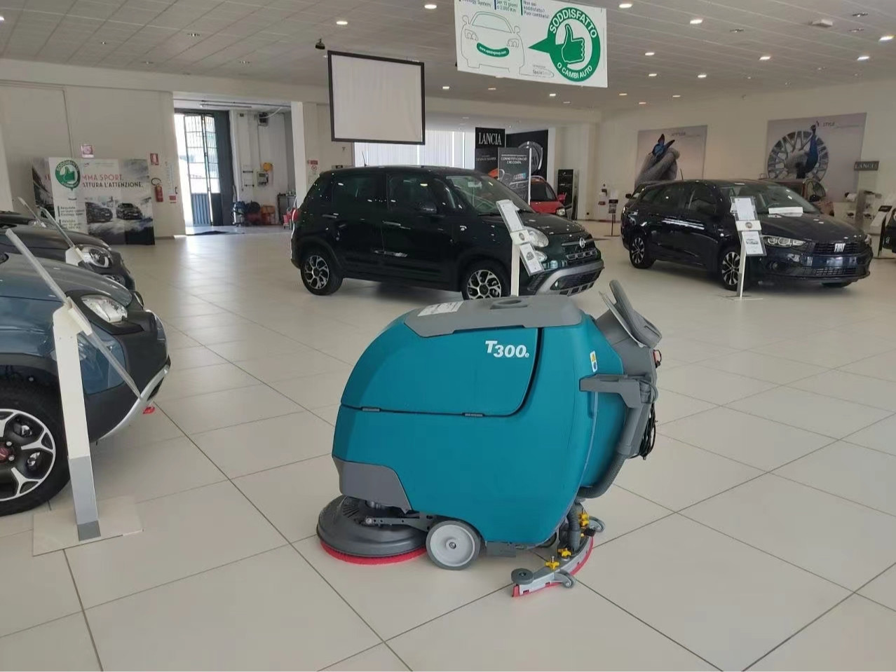 商場洗地機(jī)怎么選？