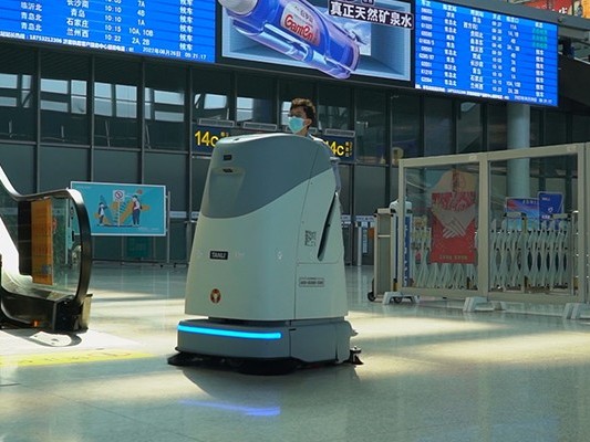 當高鐵硬幣立9分鐘不倒，坦力工業(yè)智能洗地車在車間偷師了什么？