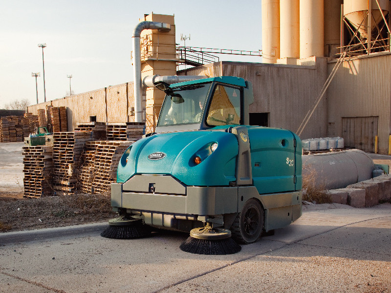 工廠掃地機怎么用？為什么工廠要使用掃地機