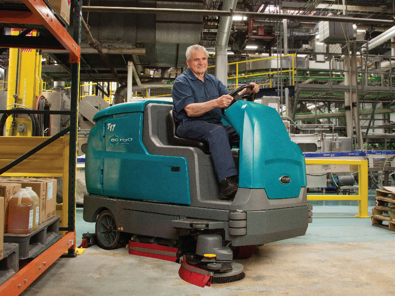 全自動駕駛式洗地機價格是多少？