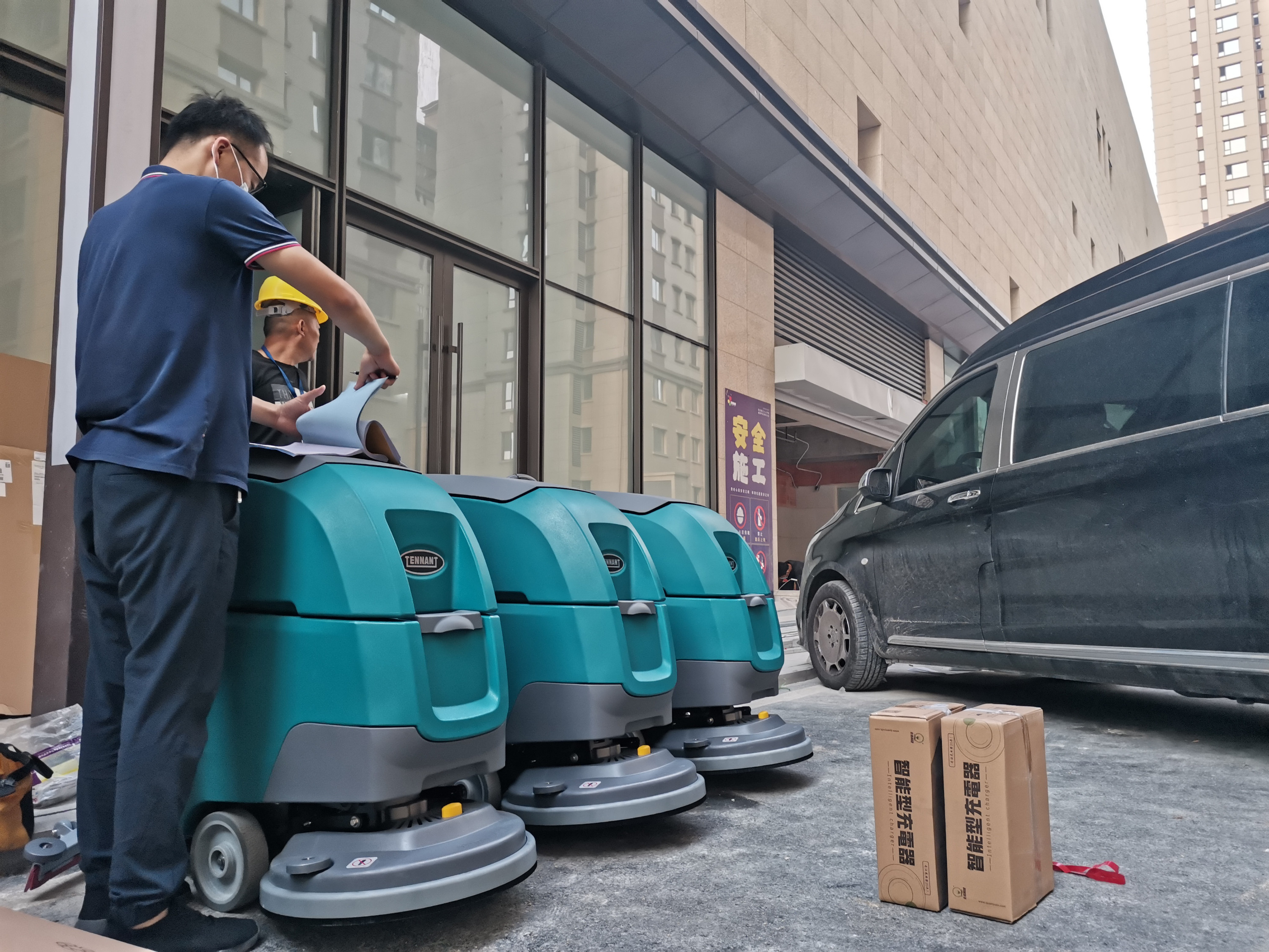 手推式洗地機(jī)多少錢一臺？