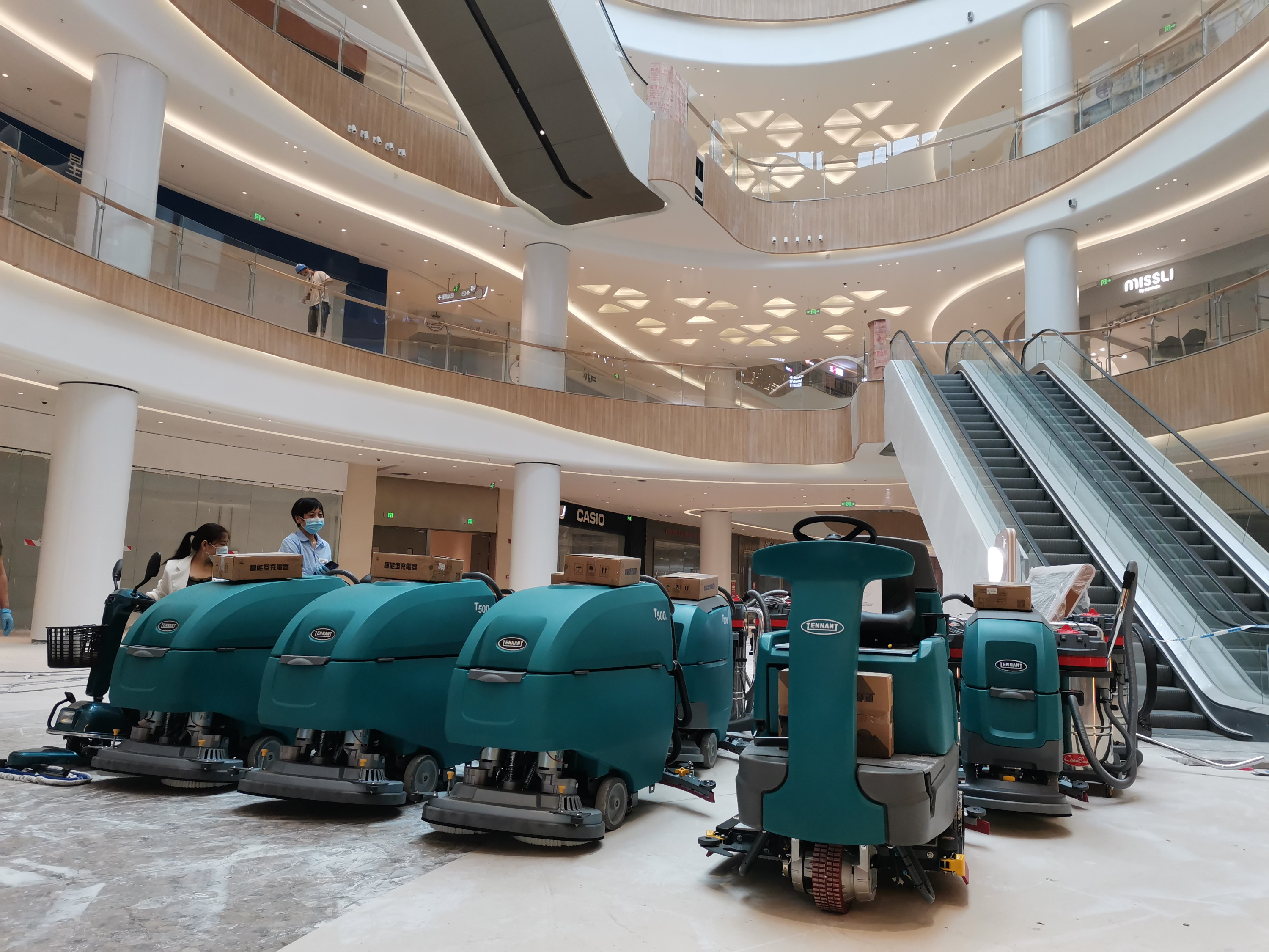 工廠車間用手推式洗地機(jī)應(yīng)用怎么樣？