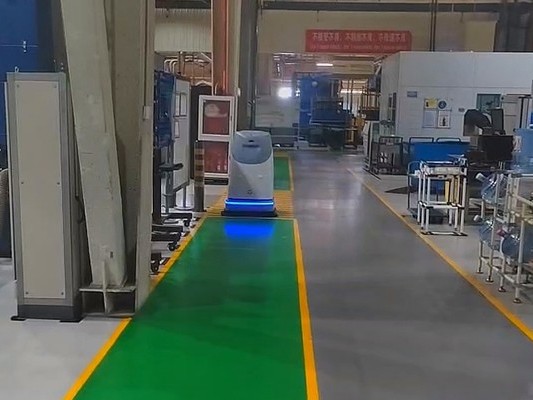 當(dāng)方便面賣不動時，?坦力工業(yè)用智能掃地機正在悄悄走紅