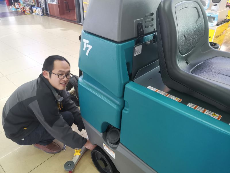 洗地機(jī)售后服務(wù)好，才值得購(gòu)買(mǎi)