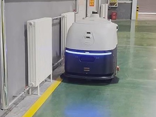 坦力車間自主掃地機器人，助力鞋服企業(yè)清潔與成本雙贏