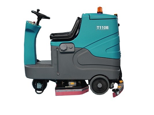 洗地效率大翻身！坦力工業(yè)駕駛洗地機(jī)立下汗馬功勞