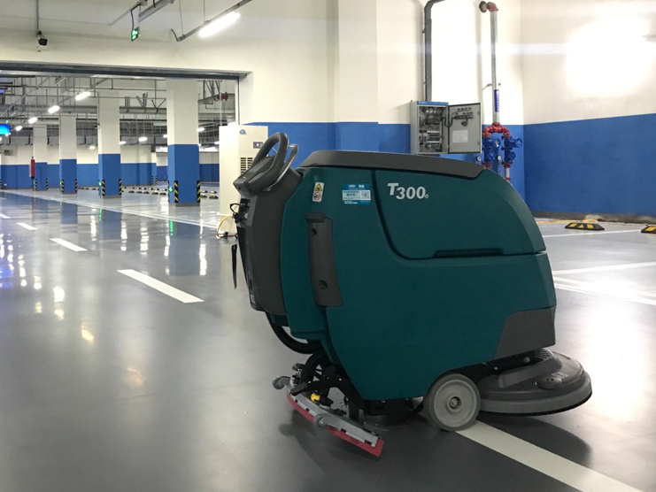 商業(yè)寫字樓為何使用洗地機？