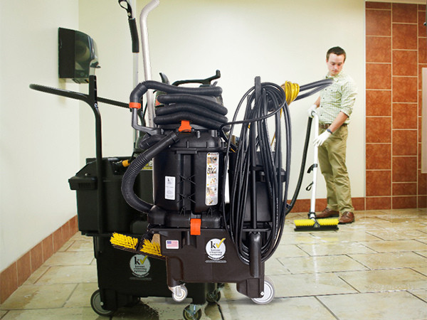 寫字樓公用衛(wèi)生間臟亂異味大，廁寶來幫你！