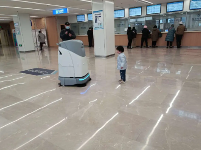 告別萬平廠區(qū)保潔難題！坦力智能工業(yè)洗地機(jī)器人高效來襲