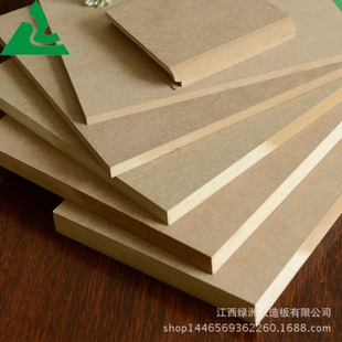 江西綠洲松雜剝皮E0板4x8尺（9、12、15、18mm）